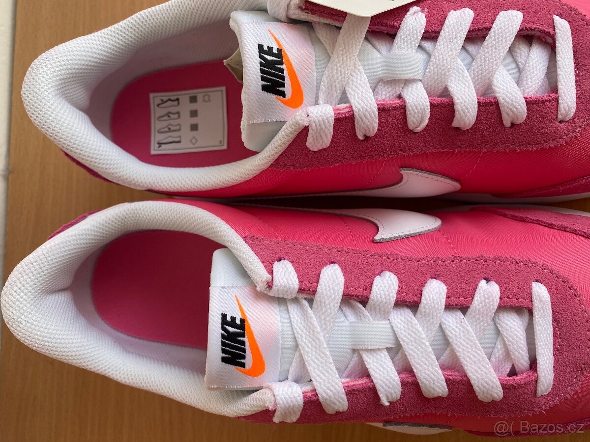 Nike Pacific pinsicle/white - 2