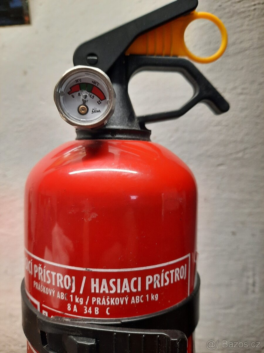 Hasicí přístroj do auta,hasičák práškový 6 kg,koncová světla - 2