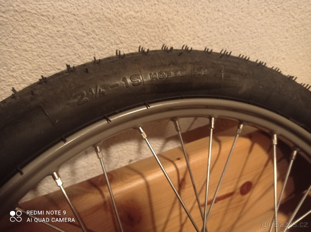 Kola moped Stadion, Jawetta - 2