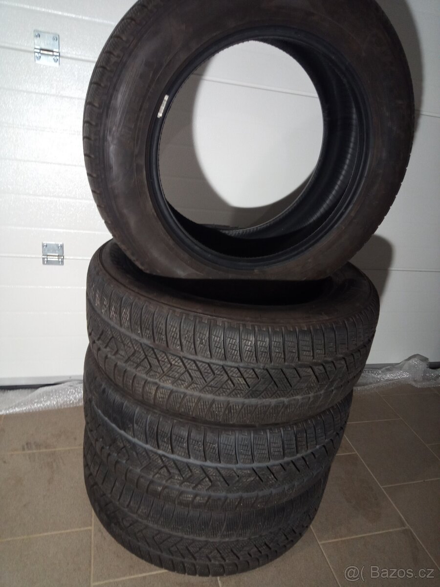 235/60 R 18 - 2