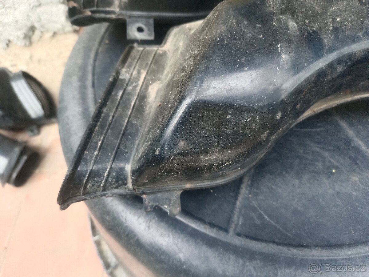 Suzuki GSX-R k1 náhradní díly #9 - 2