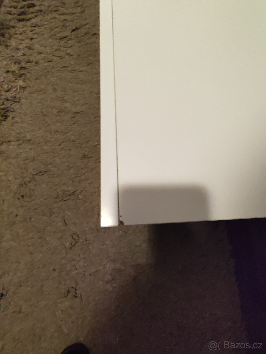 Skříňka pod TV plus stolek - 2