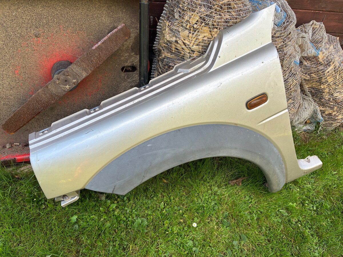 Přední blatníky Freelander 1 - 2