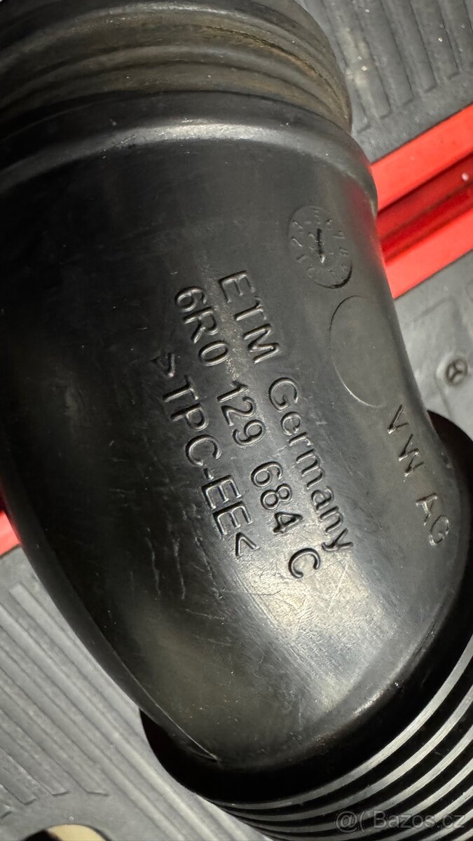 Škoda Fabia 2 vzduchová hadice - 2