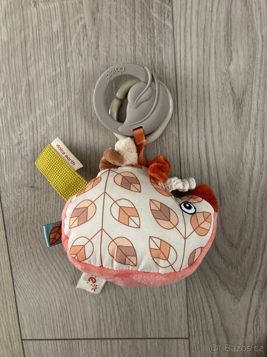 Zavěsná hračka s kousatkem - 2