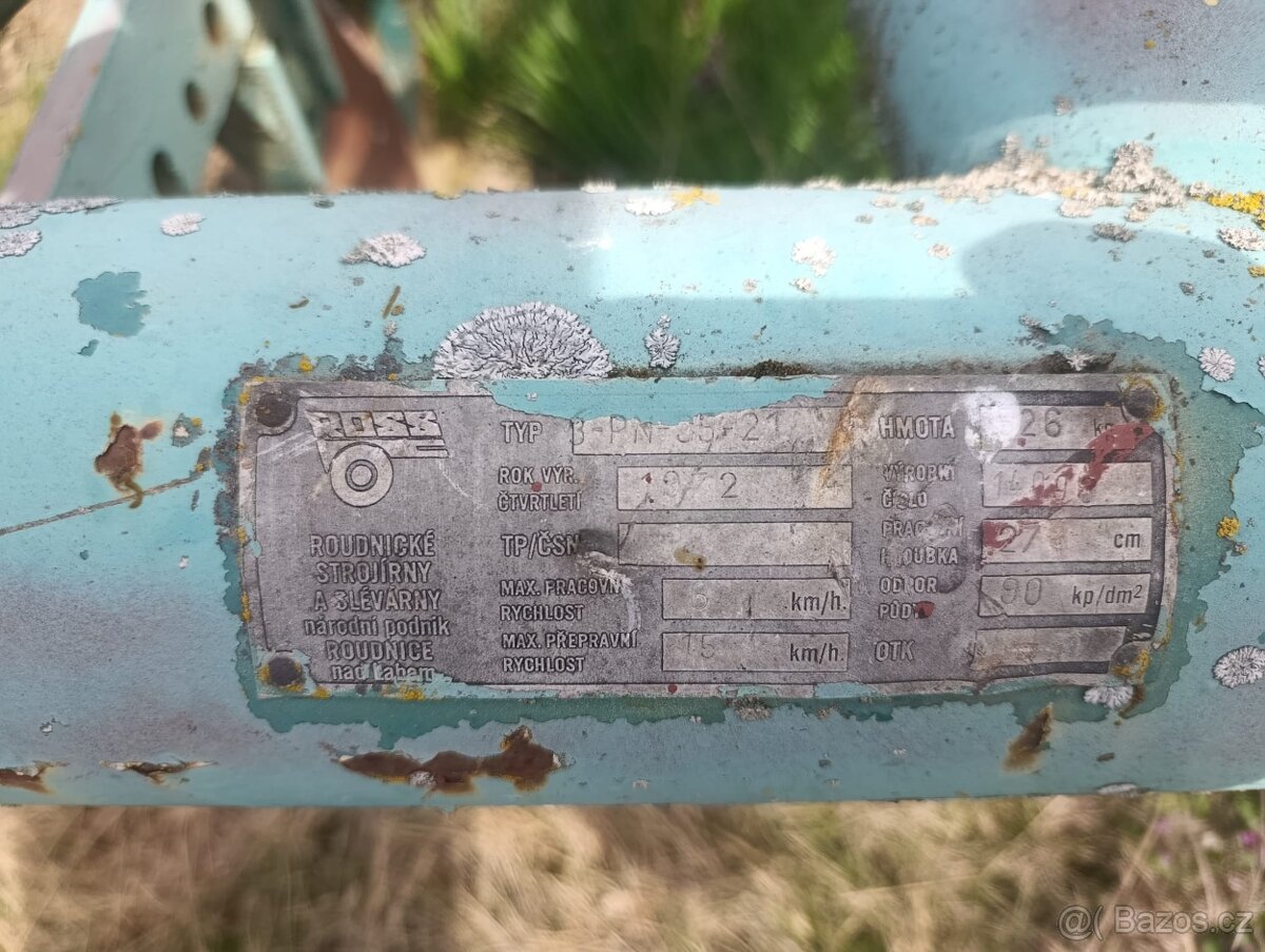 Pluh se třemi radlicemi - 2