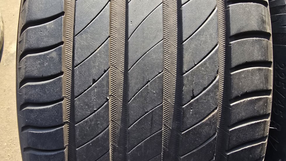 Letní pneu 225/45/17 Michelin - 2
