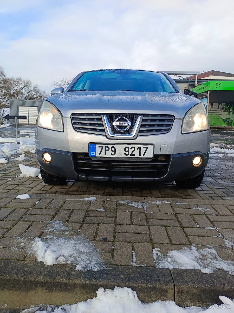 Nissan Qashqai - 2