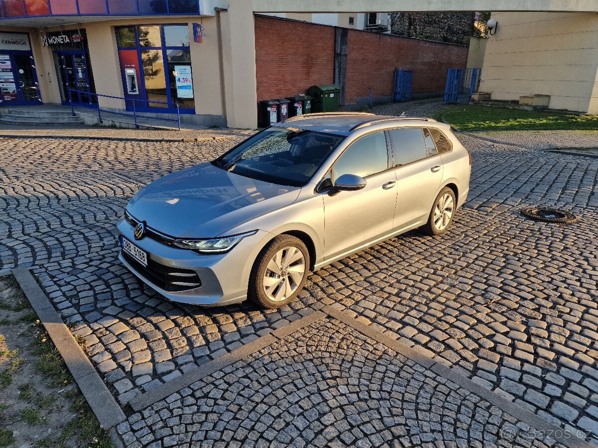 VW Golf Variant OPERATIVNÍ leasing - 2