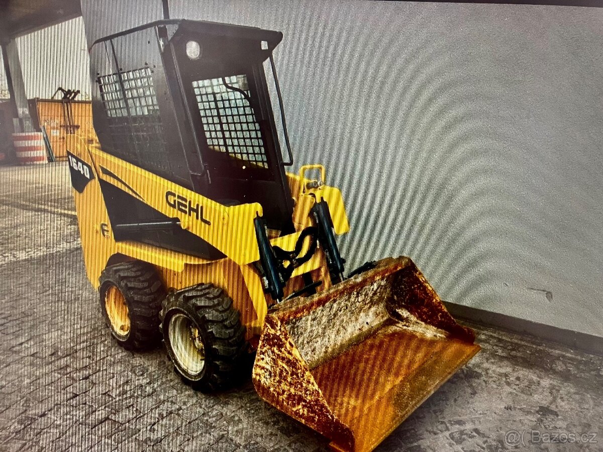 Smykem rizeny nskladac Gehl sl 1640 E - 2