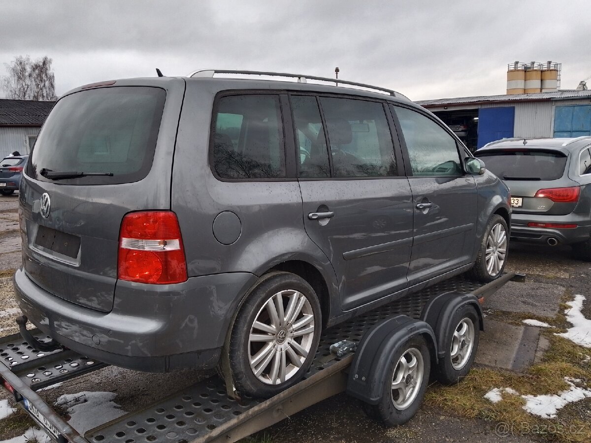 VW Touran 1.4tsi - 2