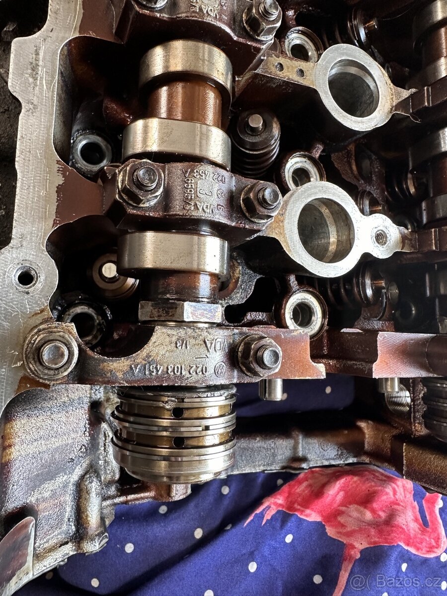 3.6 vr6 vw audi porsche hlava motoru - 2