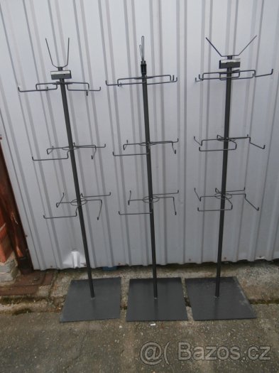 Stojan obchodní věšák kovový moderní 3 kusy po 399 kč - 2