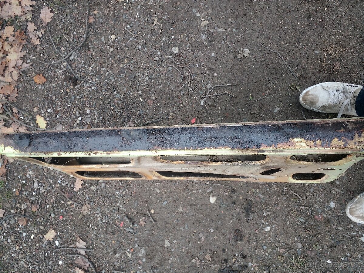 Prodam dvere na škoda 110R - 2