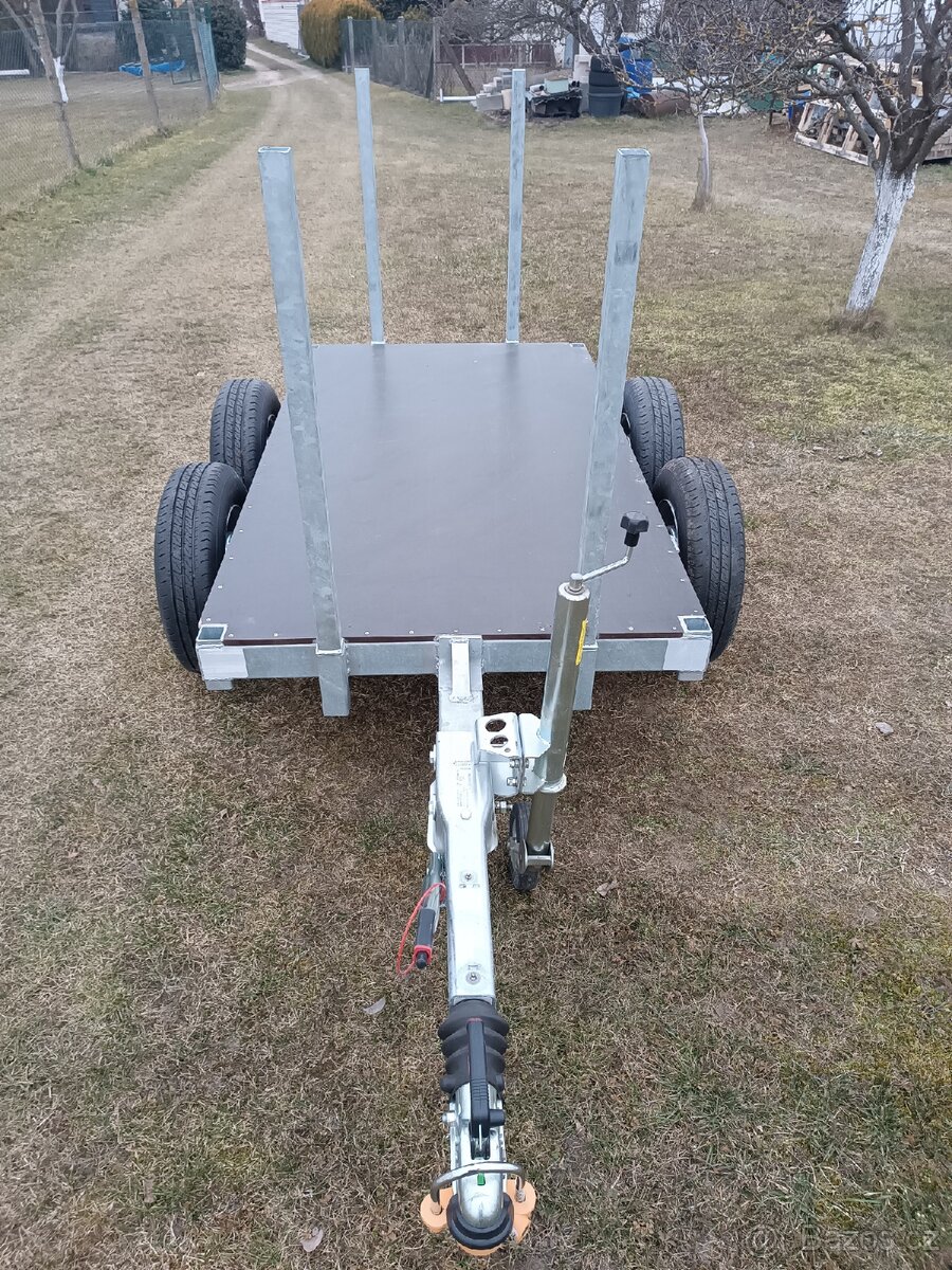 Novou bržděnou dvounápr. vlečku za malotraktor,traktor, - 2