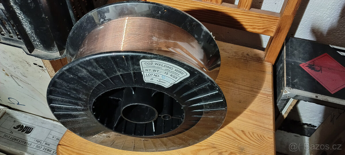 Prodám levně svařovací poměděný drát Co2 na cívkách 5 a 15kg - 2