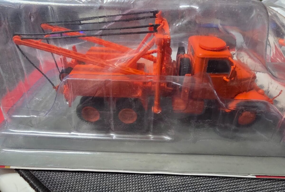 Kultovní náklaďáky minulé éry PRAGA V3S AV-3 - 2