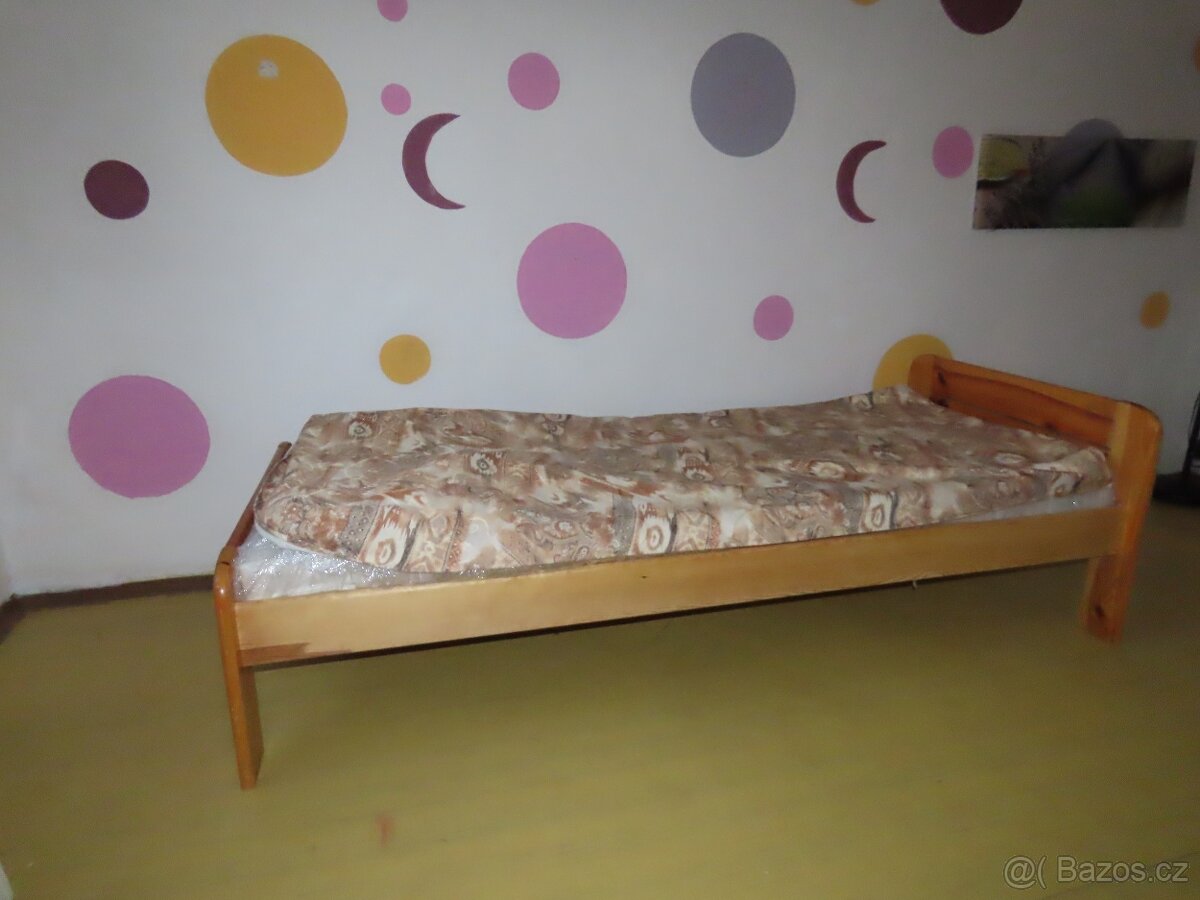 Prodám postel s matrací - 2