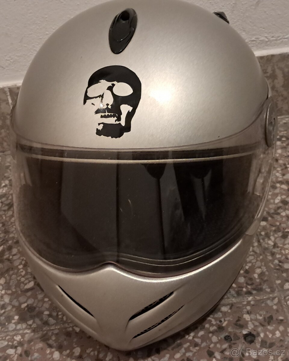 Moto Helma Airoh Warrior - 2