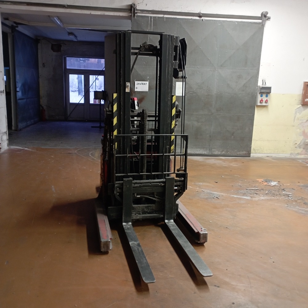 Vysokozdvižný vozík RVE 120 - 2