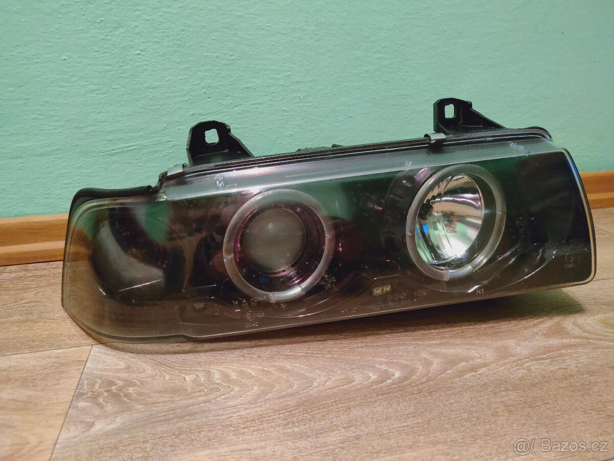 Pravé přední světlo BMW E36, Angel Eyes - 2