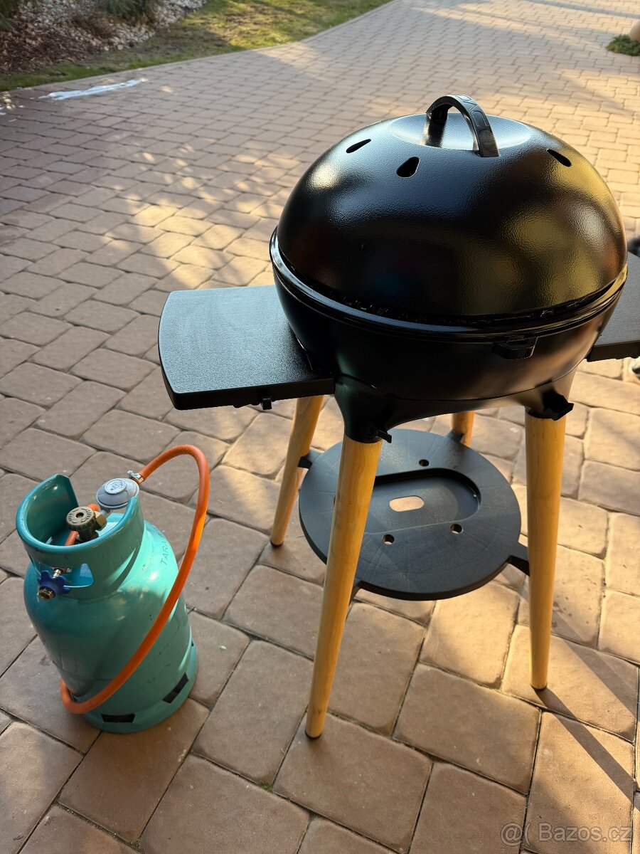 Nový zahradní gril - 2
