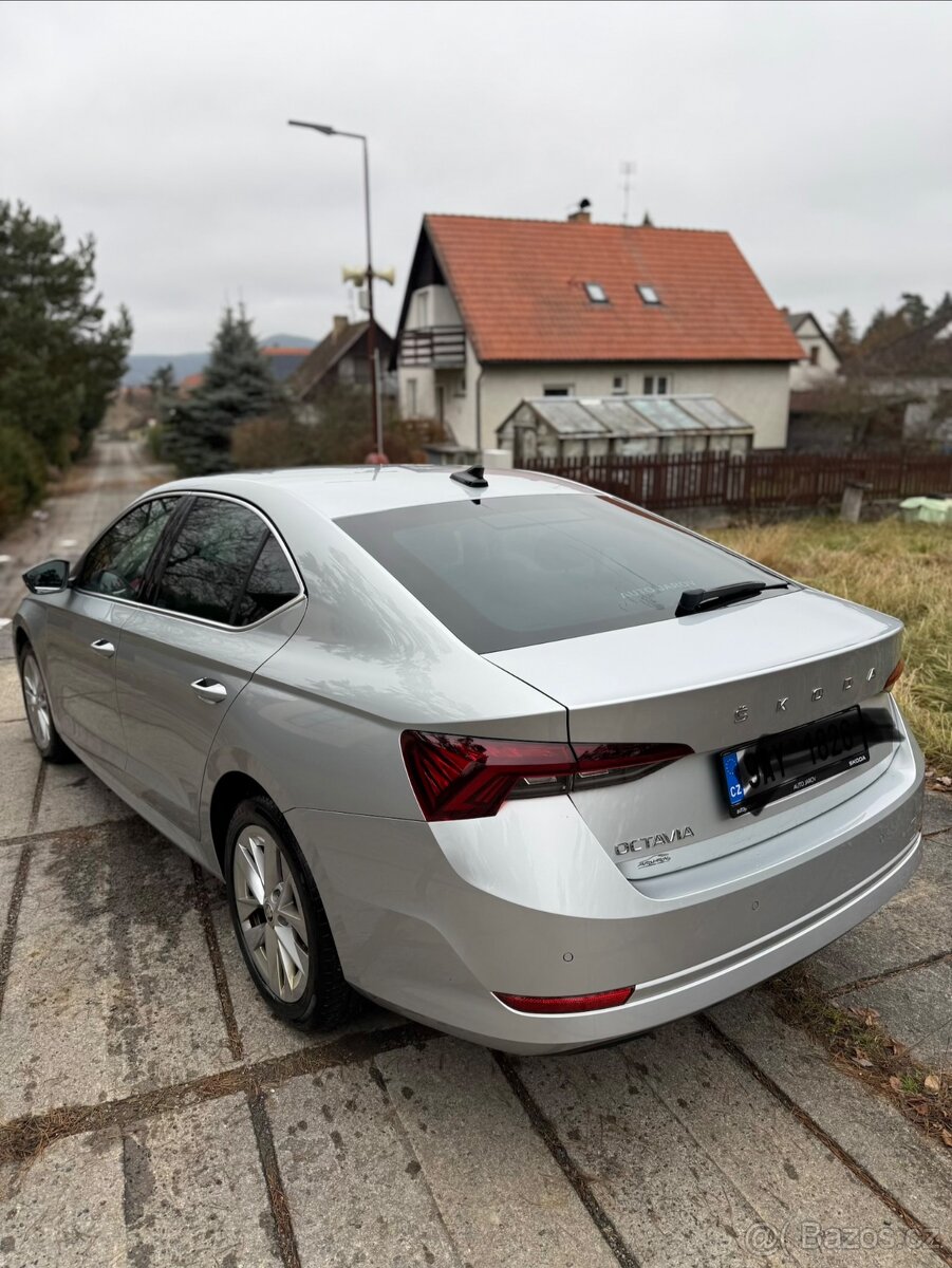 Škoda Octavia - 2