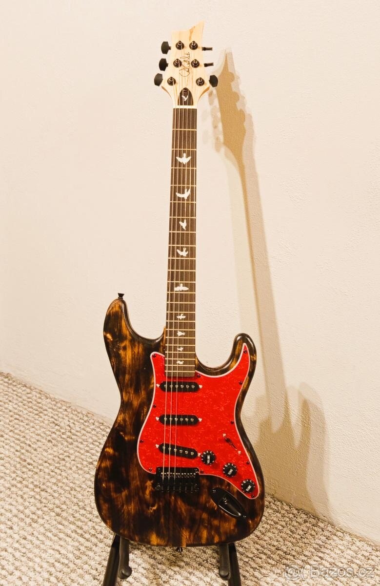 Elektrická kytara STRATOCASTER - 2