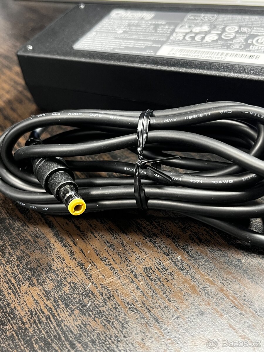 Nabíječka Chicony 100W 5,5 x 2,5mm - 2