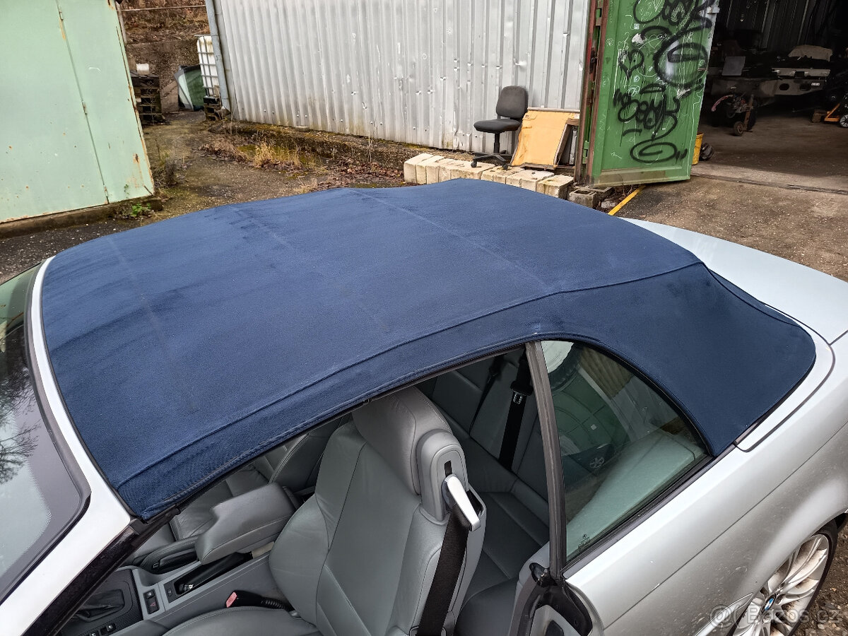 BMW E46 MODRÁ STŘECHA CABRIO - 2