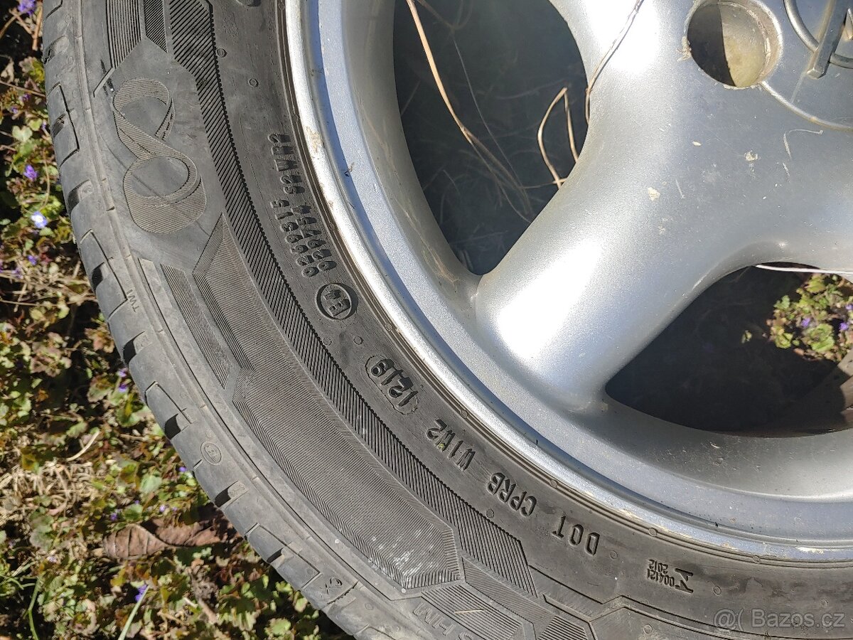 Barum Bravuris 5 195/60 r15 - 2