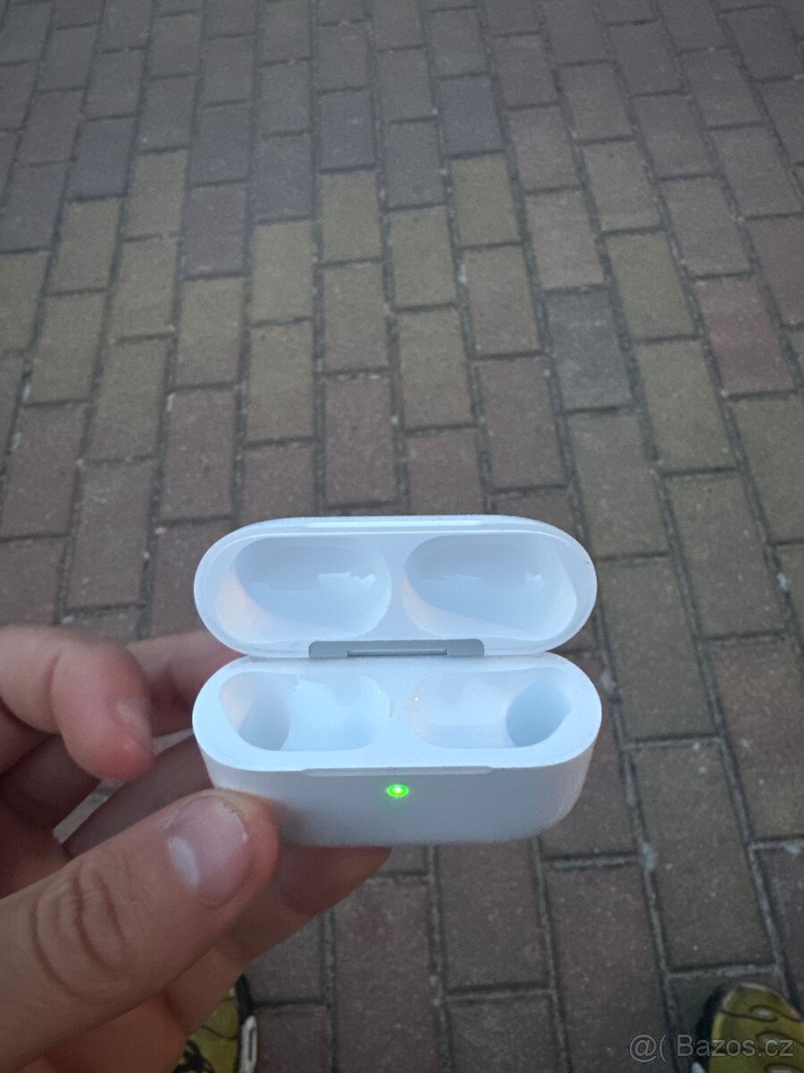 Airpods Pro 3 - 2