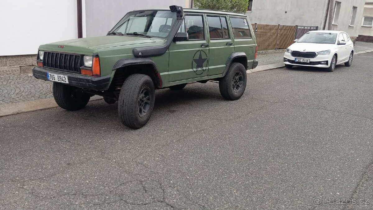 Jeep Cherokee XJ 4L HO - 2