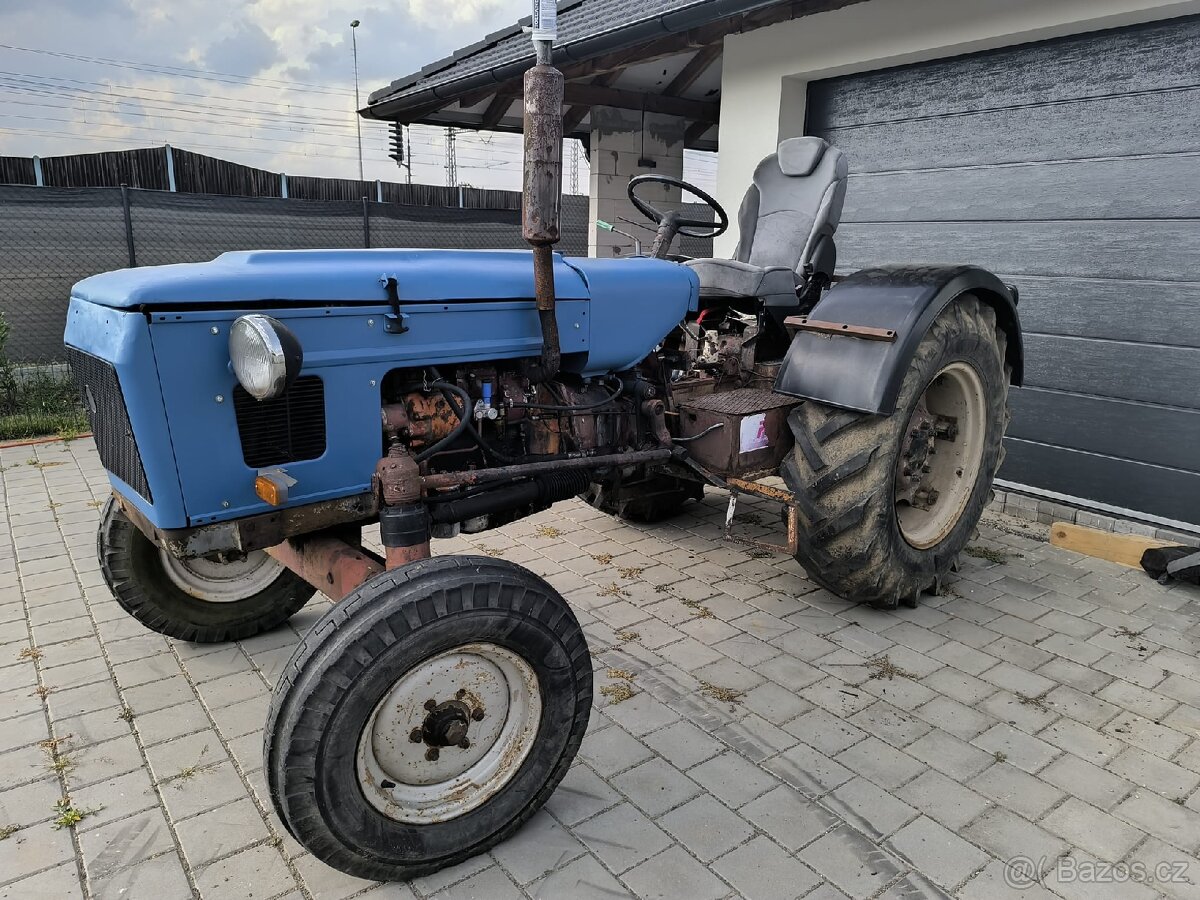 Zetor 6911 vč příslušenství - 2