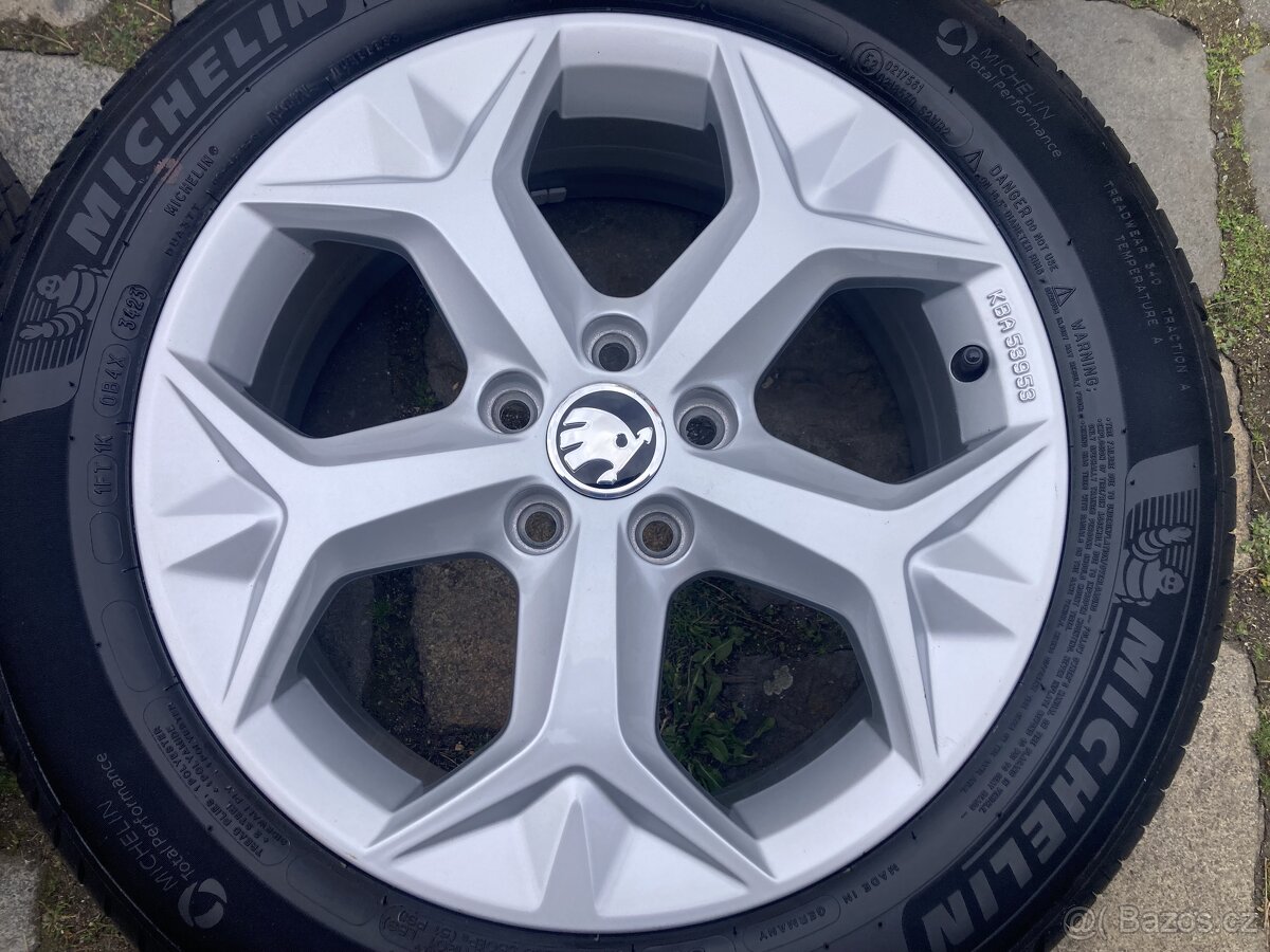 Alu ŠKODA FABIA 4 - 5x100 letní MICHELIN 195/55R16 90% 2023 - 2
