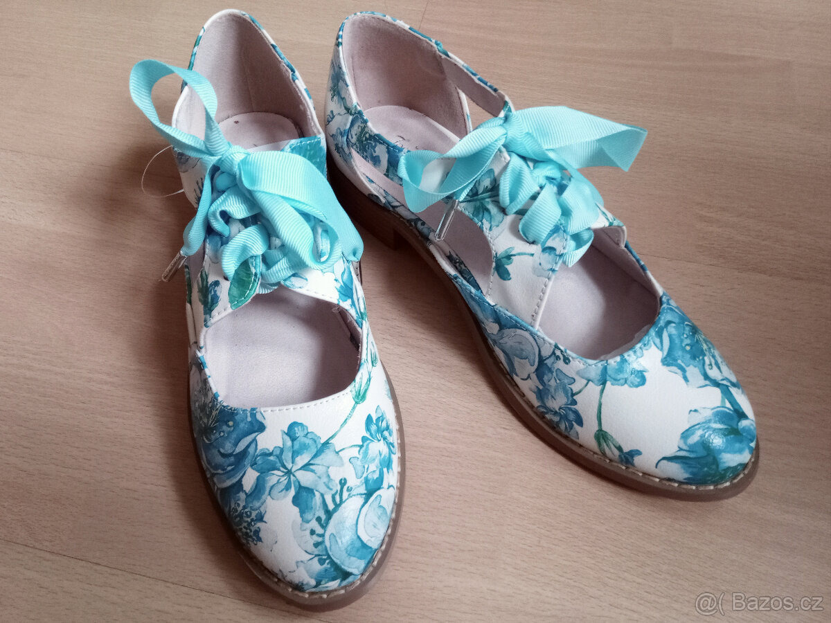 Elegantní polobotky s květinami Joe Browns - 2