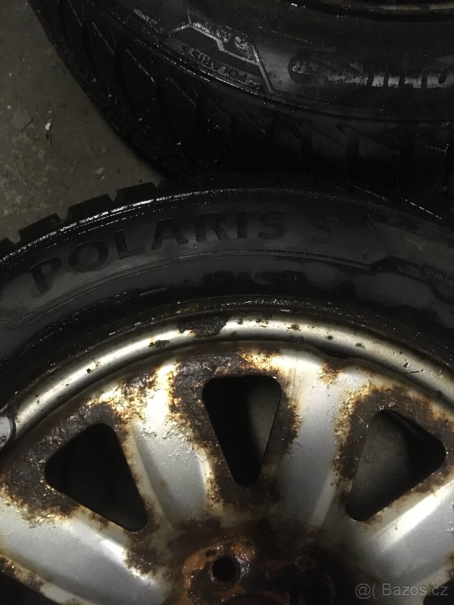 185/60 r15 T Fabia 3 zimní - 2