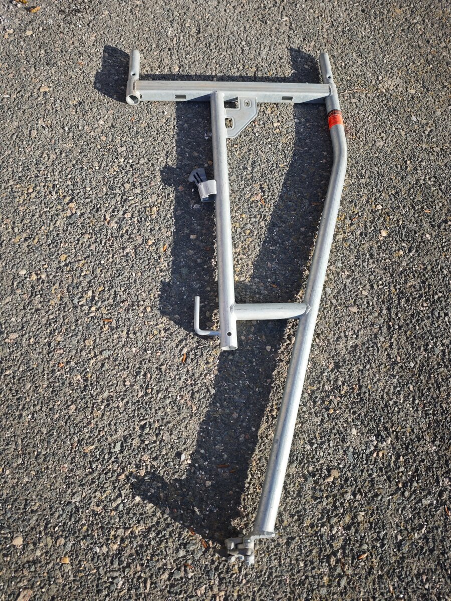 Prodám konzole Layher 1,5m x 0,73m - 2