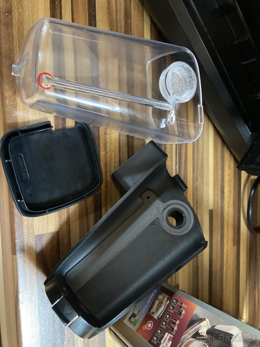 Kávovar Philips Latte go automatický - 2