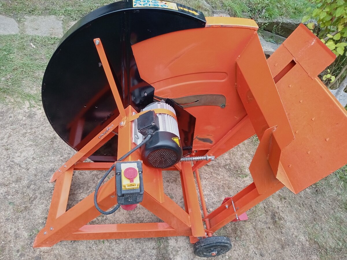 Okružní pila, cirkulárka Power Saw LCS 700 - 2