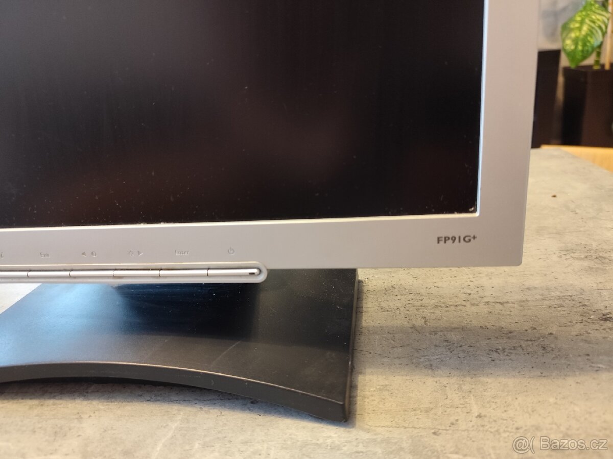 Monitor BenQ FP91G+ 19" - 2