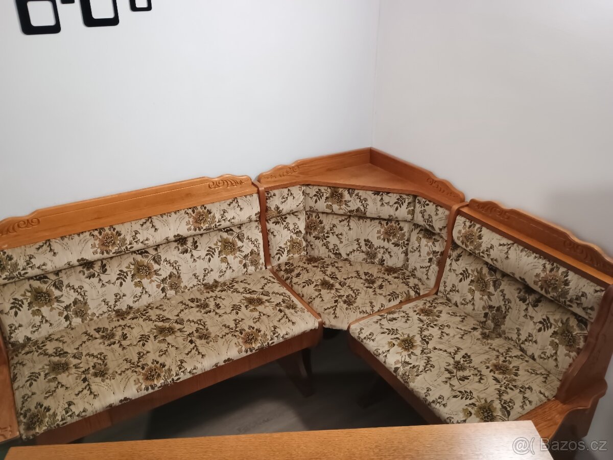 Rohová jídelní sestava - 2