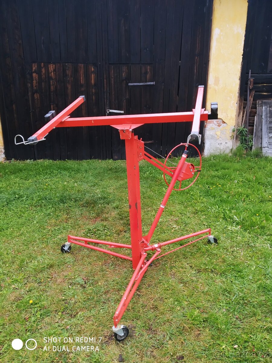 Prodám zvedák na sádrokarton a OSB desky....... - 2