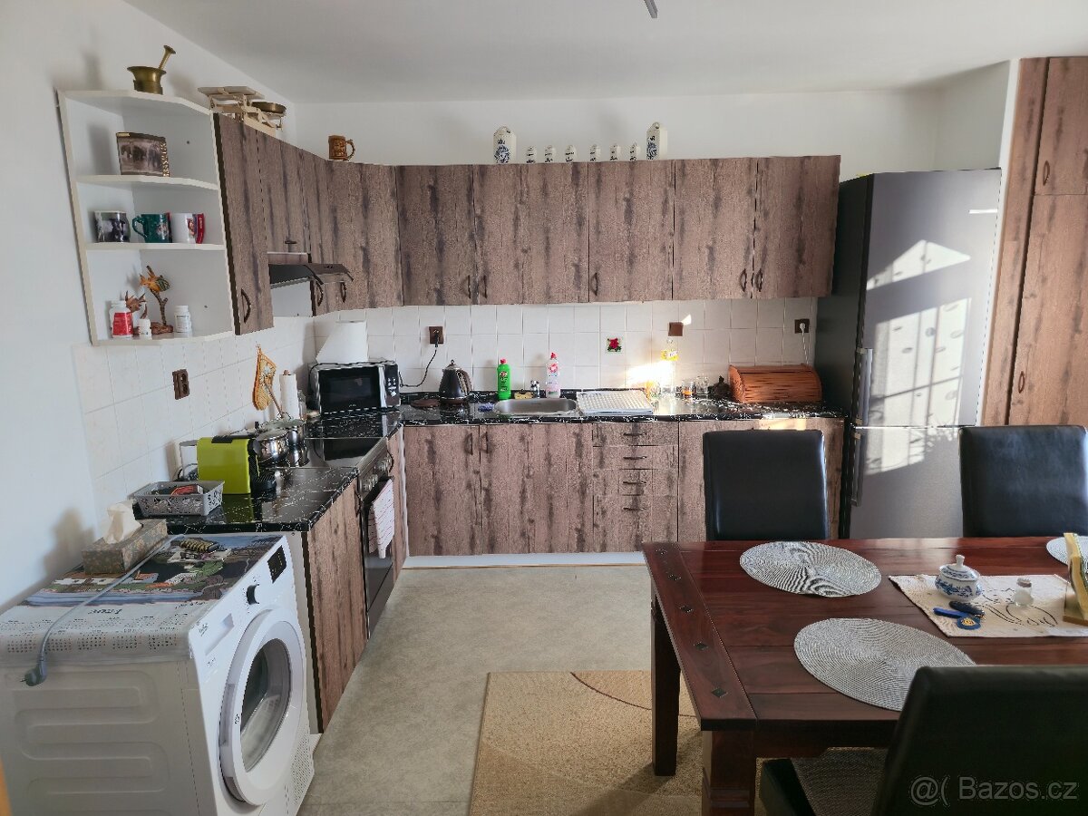 Pěkný byt 3+1 107m², bez RK - 2