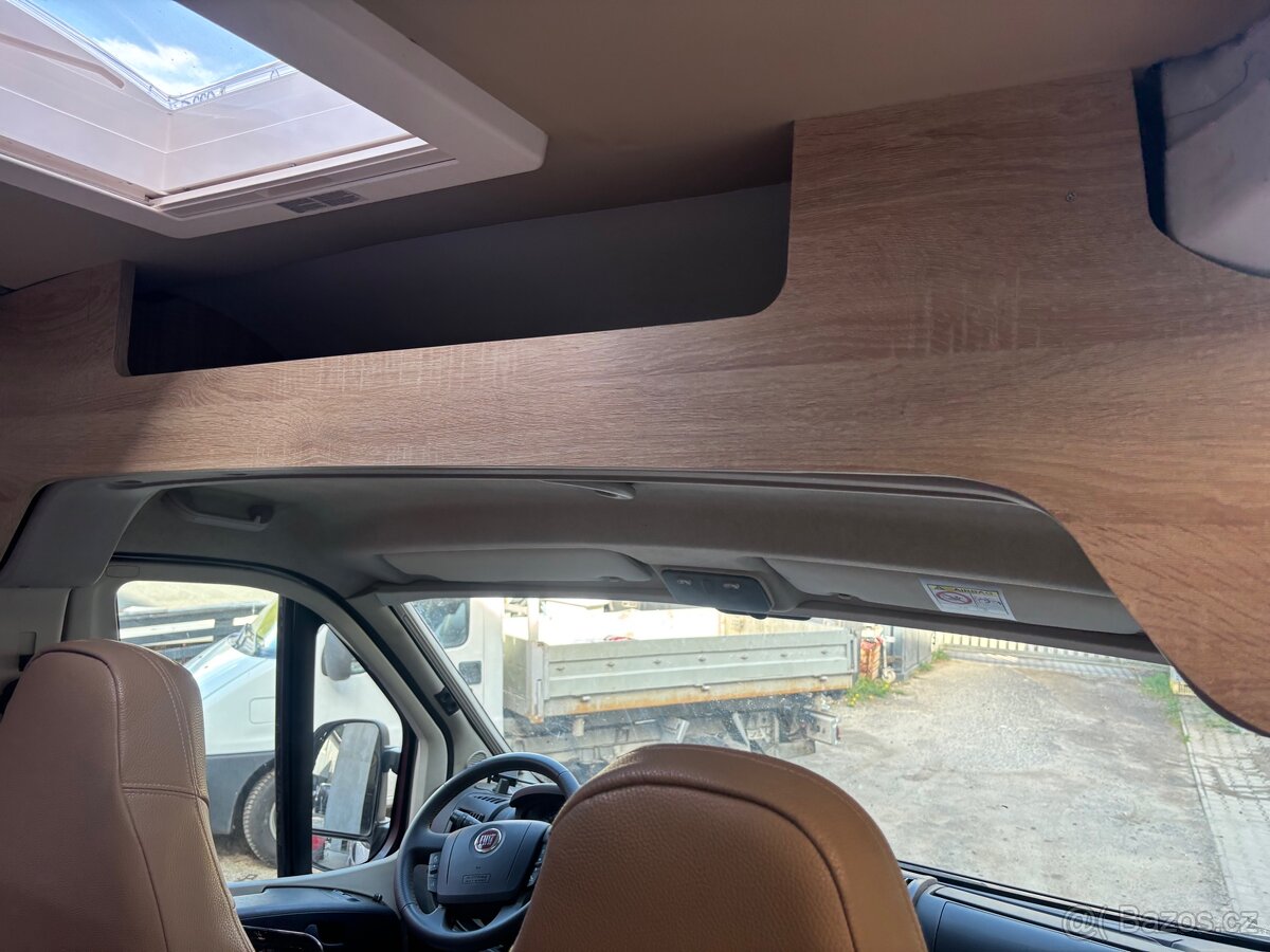 Polička nad řidiče KRS obytný vůz - 2