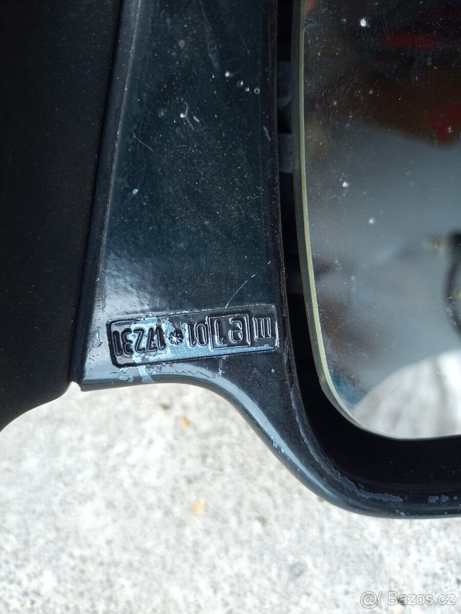 ford levé zrcátko - 2