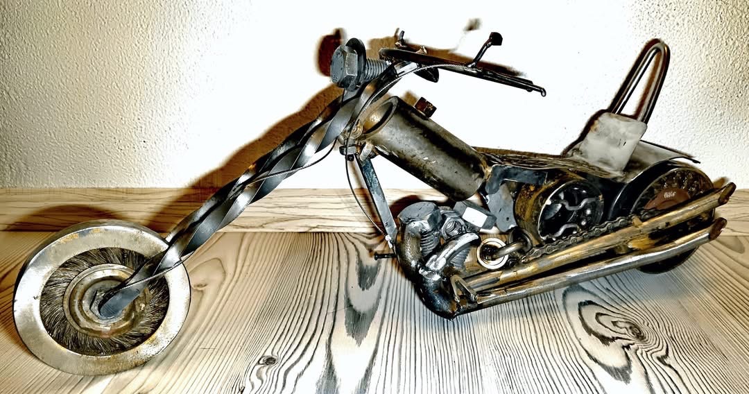 Motorka z kovu - 2