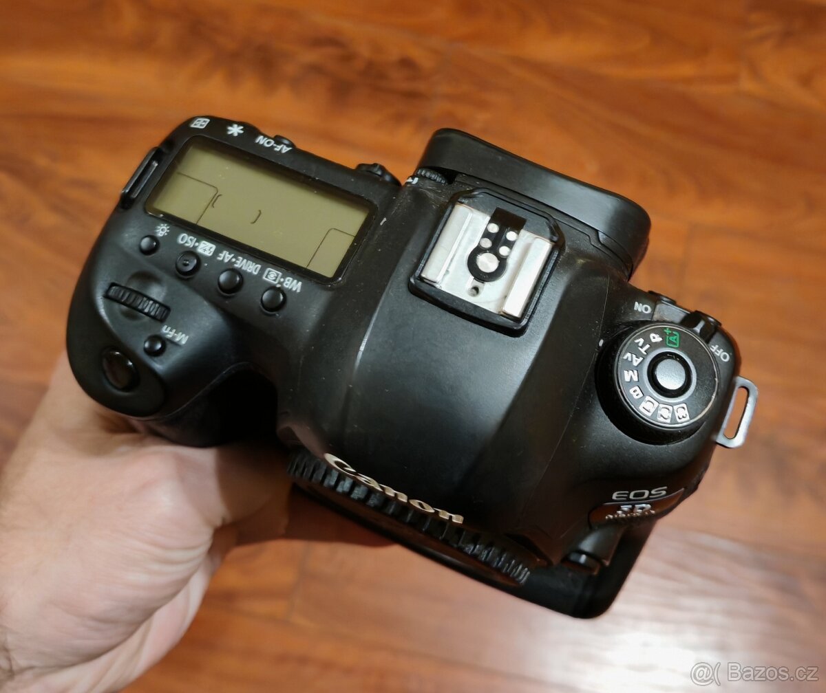 Canon EOS 5D IV + orig. grip - 2