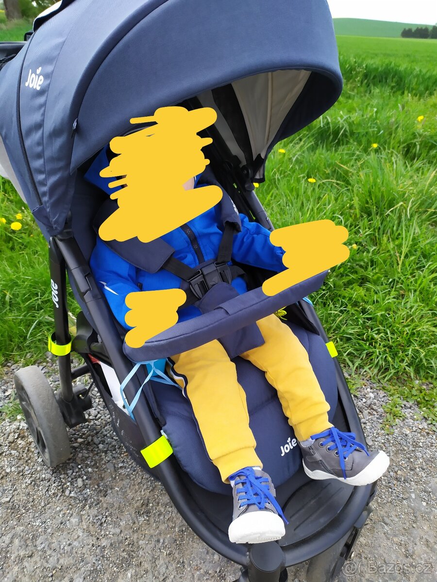 Kočárek Joie - 2