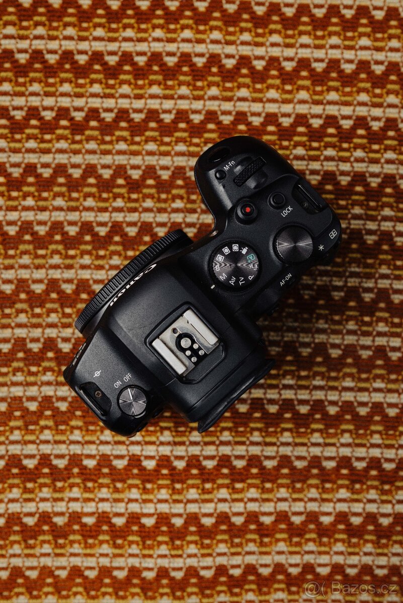 Canon EOS R6 (kompletní balení) - 2